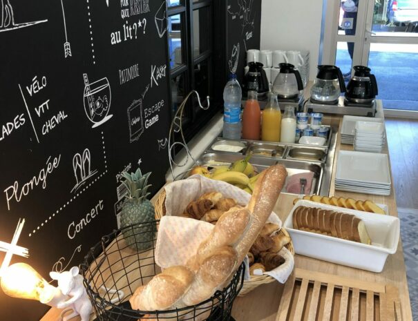 Petit déjeuner de l'hôtel Heod, en Bretagne, entre Binic-Etables-sur Mer et Saint-Quay-Portrieux